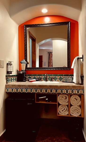 Queen Room Bathroom